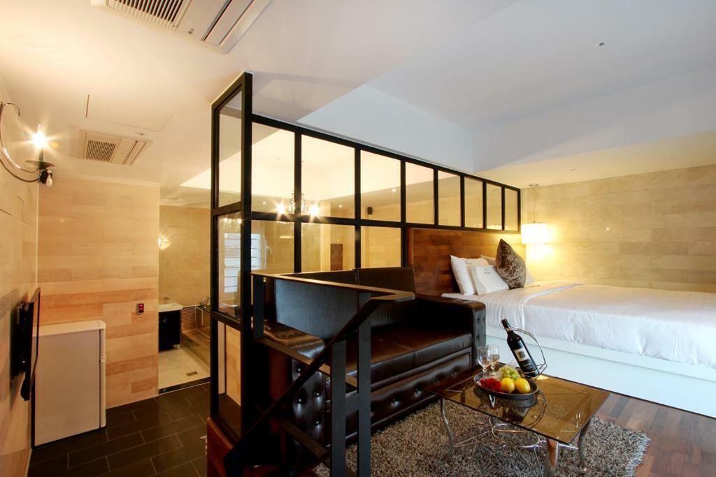 Bella Hotel Osan Buitenkant foto